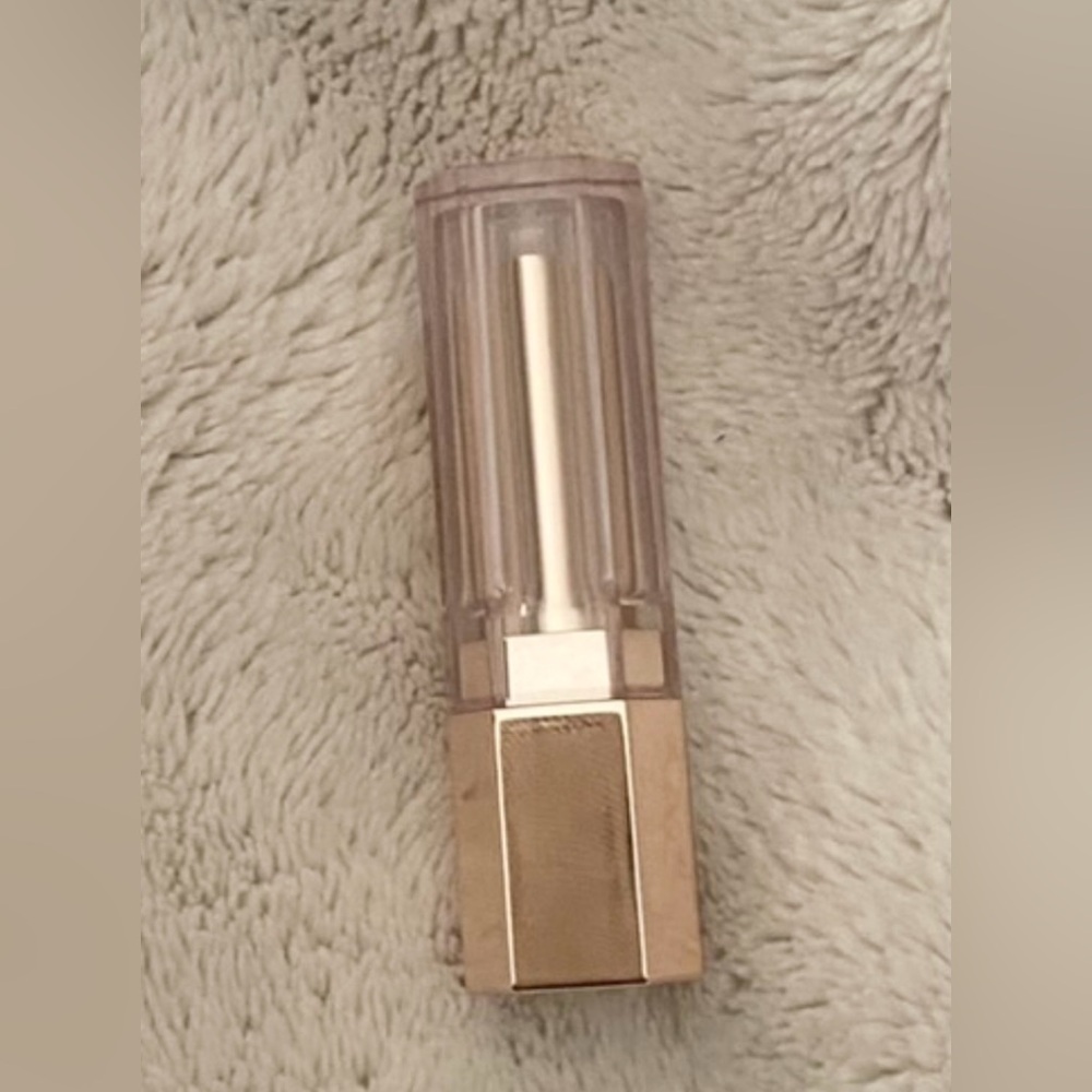 Lancôme Butterglow lipstick mini size in color million-dollar berry NWT